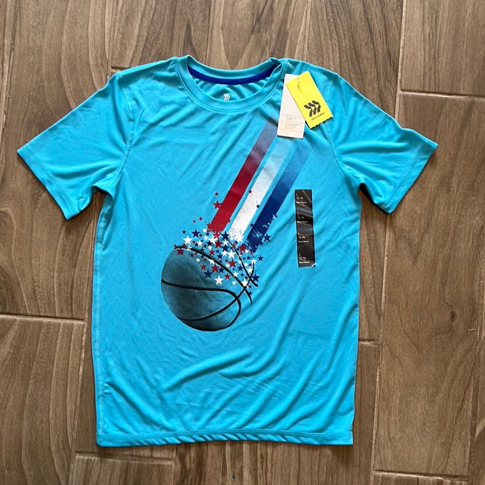 Boys Short Sleeve Graphic T-Shirt Size Large 12/14